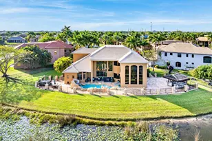 10560 Arcole Ct, Wellington, FL 33449 - Photo 3