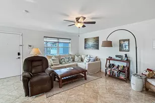 334 Piedmont G, Delray Beach, FL 33484 - Photo 3