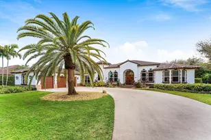 8880 S Kendale Cir, Lake Worth, FL 33467 - Photo 1