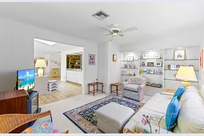 2330 SW 23rd Cranbrook Drive, Boynton Beach, FL 33436 - Photo 7