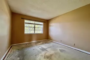 240 Bedford J, West Palm Beach, FL 33417 - Photo 9