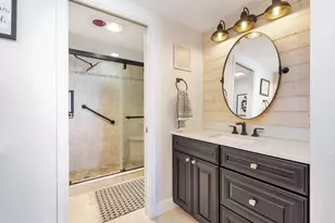 5480 N Ocean Dr, Riviera Beach, FL 33404 - Photo 17