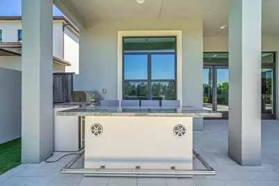 9081 Chauvet Way, Boca Raton, FL 33496 - Photo 67