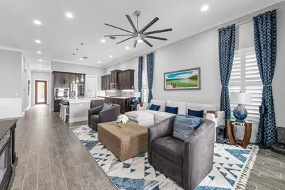 8063 Hobbes Way, Palm Beach Gardens, FL 33418 - Photo 3