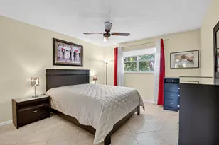 203 Oxford 100, West Palm Beach, FL 33417 - Photo 17