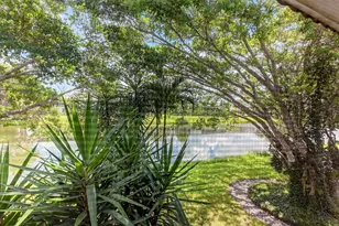 203 Oxford 100, West Palm Beach, FL 33417 - Photo 23