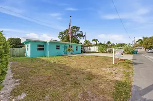 824 NW 4th Ave, Boynton Beach, FL 33426 - Photo 3