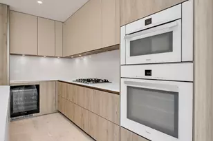 200 Arkona Ct, West Palm Beach, FL 33401 - Photo 5