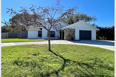 311 Anchor Way, Fort Pierce, FL 34946 - Photo 1