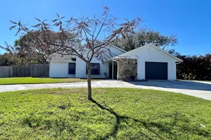 311 Anchor Way, Fort Pierce, FL 34946 - Photo 3