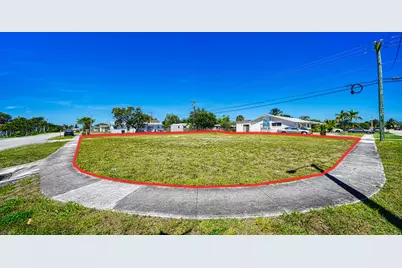 398 W 23rd Street, Riviera Beach, FL 33404 - Photo 5