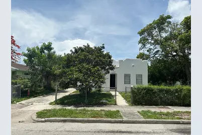 1046 30th Court, West Palm Beach, FL 33407 - Photo 5