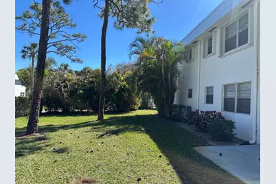 2929 SE Ocean Boulevard E #109-8, Stuart, FL 34996 - Photo 11