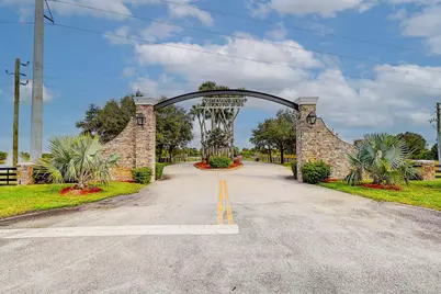 2831 SE 67th Place, Okeechobee, FL 34974 - Photo 5