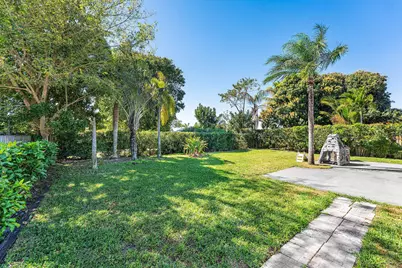 838 NW 9th Way, Boynton Beach, FL 33426 - Photo 25