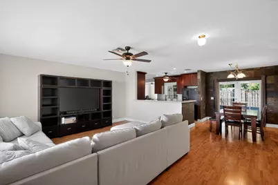 301 SE 3rd Street, Deerfield Beach, FL 33441 - Photo 9