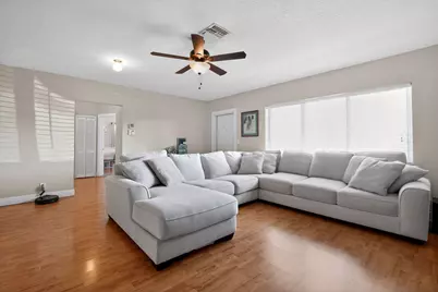 301 SE 3rd Street, Deerfield Beach, FL 33441 - Photo 11