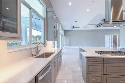 7595 155th Place N, Palm Beach Gardens, FL 33418 - Photo 17