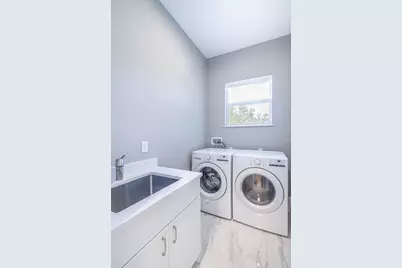 7595 155th Place N, Palm Beach Gardens, FL 33418 - Photo 15