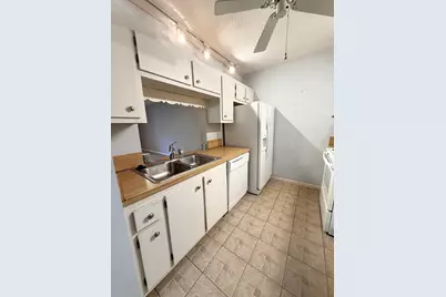 930 SW 9th Street Circle #205, Boca Raton, FL 33486 - Photo 5