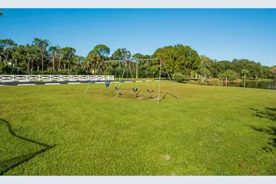 615 19th Street SW, Vero Beach, FL 32962 - Photo 53