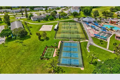 263 Ventnor R, Deerfield Beach, FL 33442 - Photo 47