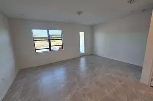 7783 SW Bentley Ln, Stuart, FL 34997 - Photo 3