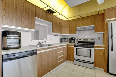 2102 Lucaya Bend #F2, Pompano Beach, FL 33066 - Photo 13