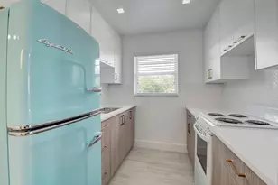 502 N H St, Lake Worth Beach, FL 33460 - Photo 1