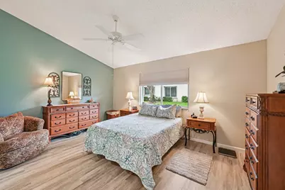 156 Sandy Lane, Royal Palm Beach, FL 33411 - Photo 9