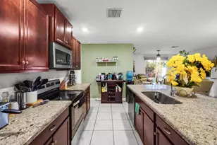 2533 Timber Forest Dr, West Palm Beach, FL 33415 - Photo 11