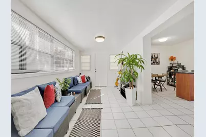 9702 NW 5th Lane #9702, Miami, FL 33172 - Photo 5