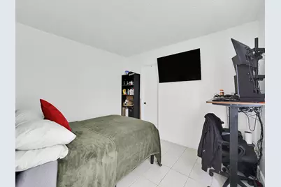 9702 NW 5th Lane #9702, Miami, FL 33172 - Photo 9