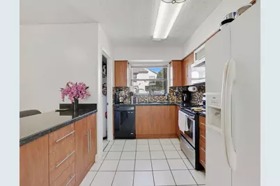 9702 NW 5th Lane #9702, Miami, FL 33172 - Photo 7