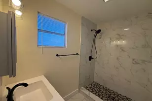 904 4th St, West Palm Beach, FL 33401 - Photo 17