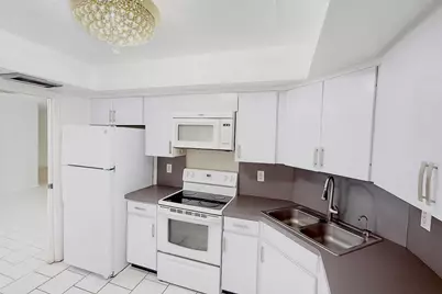 1739 Embassy Drive #202, West Palm Beach, FL 33401 - Photo 27