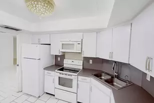 1739 Embassy Dr, West Palm Beach, FL 33401 - Photo 27