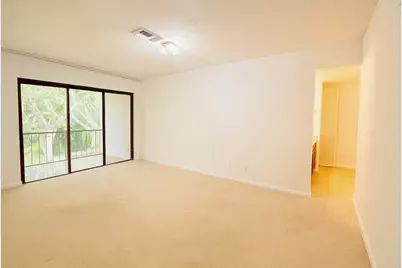 1739 Embassy Drive #202, West Palm Beach, FL 33401 - Photo 15