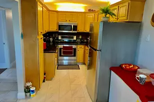 1116 Green Pine Blvd, West Palm Beach, FL 33409 - Photo 5