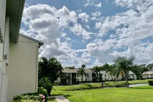1116 Green Pine Blvd, West Palm Beach, FL 33409 - Photo 3