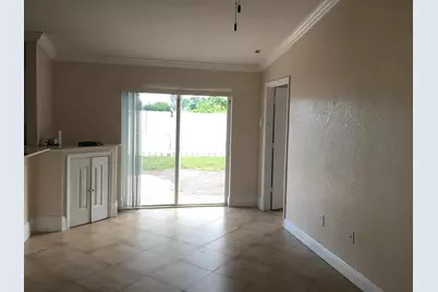 5900 Azalea Circle, West Palm Beach, FL 33415 - Photo 13