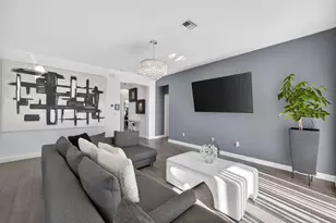 7625 NW Greenbank Cir, Port Saint Lucie, FL 34987 - Photo 7