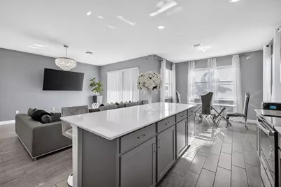 7625 NW Greenbank Circle, Port Saint Lucie, FL 34987 - Photo 3