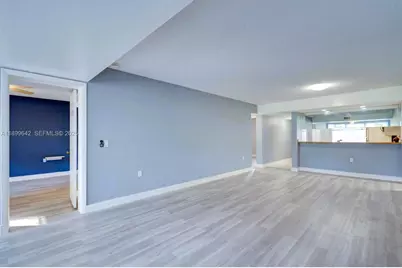 6073 Balboa Circle #204, Boca Raton, FL 33433 - Photo 17