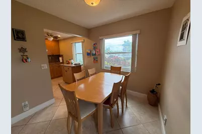 147 Burgundy D, Delray Beach, FL 33484 - Photo 5