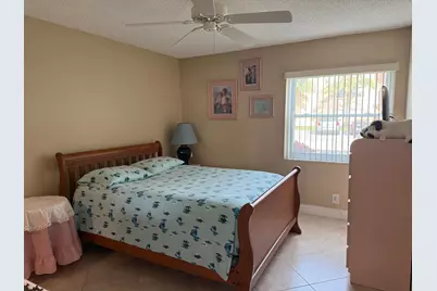 147 Burgundy D, Delray Beach, FL 33484 - Photo 9