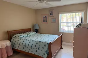 147 Burgundy D, Delray Beach, FL 33484 - Photo 9