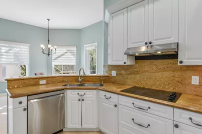 6622 Garde Road, Boynton Beach, FL 33472 - Photo 9