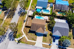 7791 Blairwood Cir N, Lake Worth, FL 33467 - Photo 23