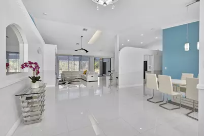 221 Cypress Trace, West Palm Beach, FL 33411 - Photo 11
